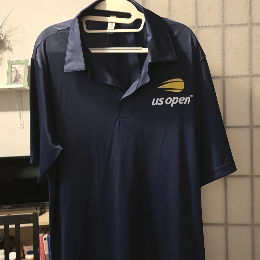 US Open navy blue t shirt size L